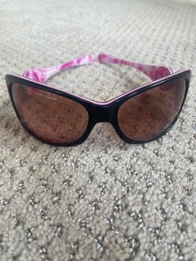 Limited Edition Oakley YSC Breast Cancer Awareness Sunglasses